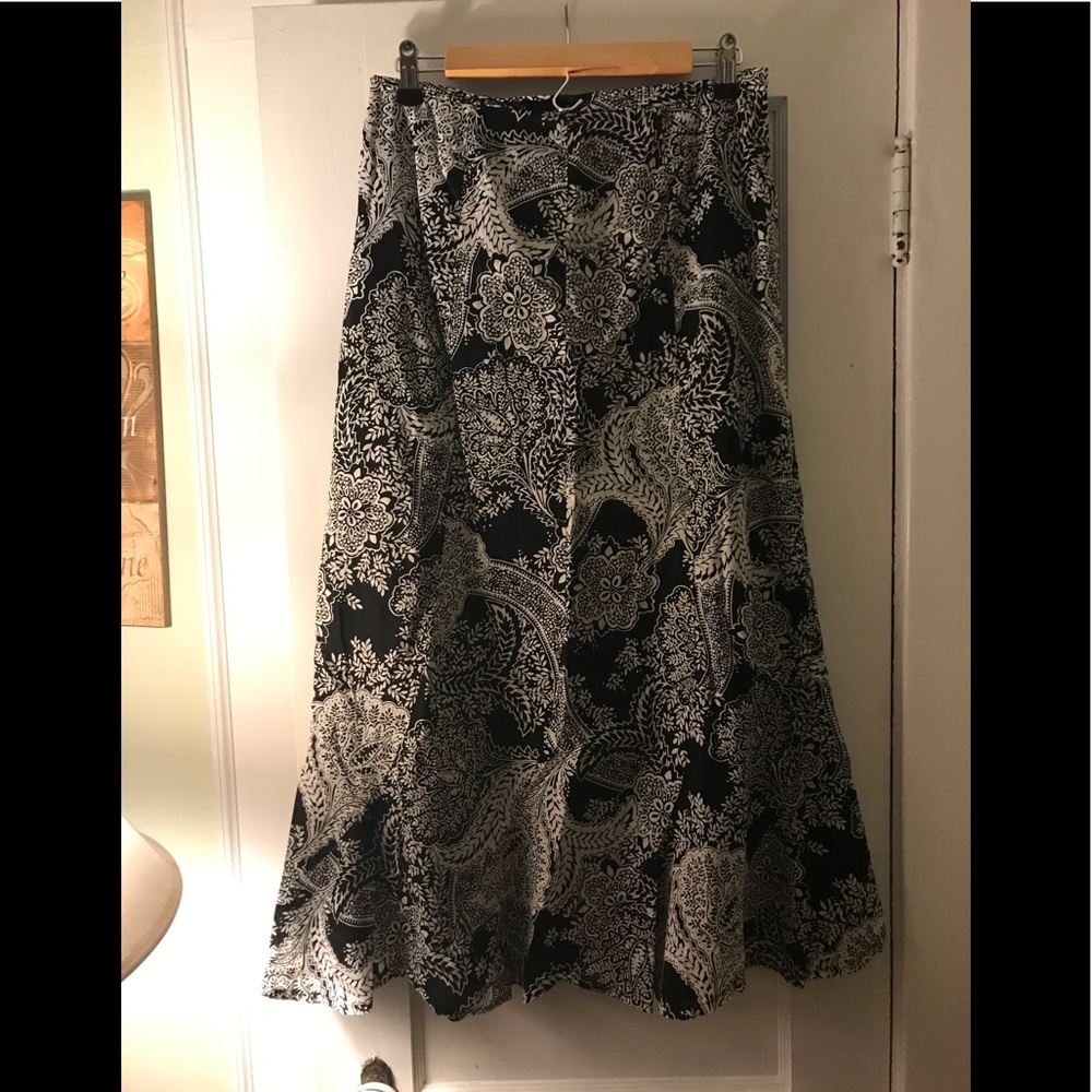 Long skirt